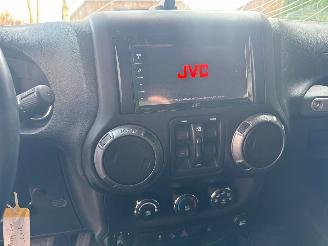 Jeep Wrangler UNLIMITED 3.6 Rubicon AUTO picture 19