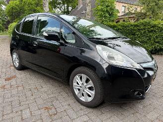 Schadeauto Honda Jazz 1.4 HYBRID EXCLUSIVE LEER PANO NL AUTO PDC 2012/3
