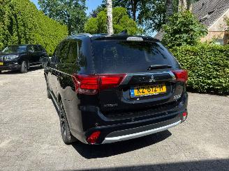 Mitsubishi Outlander 2.0PHEV  PLUGIN PREMIUM LUXE UITVOERING picture 3