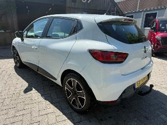 Renault Clio 1.5DCI 5DRS AIRCO NAVI picture 6