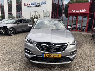 damaged passenger cars Opel Grandland X 1.5 CDTi Business Elegance 2021/6