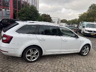 Skoda Octavia 1.6 TDI GREENTECH CL picture 7
