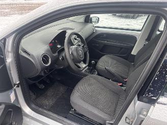 Volkswagen Up!  picture 9