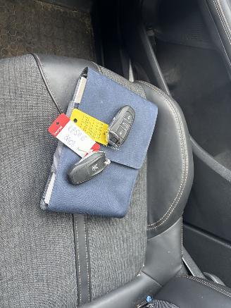 Peugeot 3008 1.2 PURE TECH GT LINE picture 17