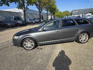 Voiture accidenté Audi S6 AVANT S-LINE QUATTRO 5.2 V10 2009/1