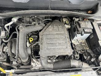 Volkswagen T-Cross 1.0 TSI STYLE picture 17