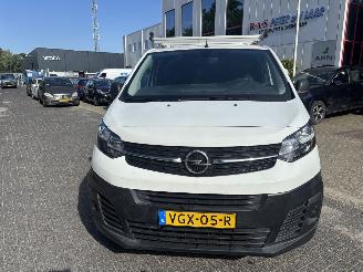 damaged passenger cars Opel Vivaro 2.0 CDTI L3H1 EDITIO 2020/11