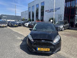 Coche accidentado Ford Fiesta  2016/4