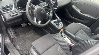 Renault Clio E-TECH HYBRID  ESPRIT ALPINE picture 8