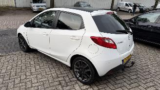 Mazda 2 1.3 SILVER EDITION picture 4