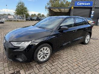 krockskadad bil auto Audi A3 Sportback 40 TFSi E-Hybride Plug-in 2021/3