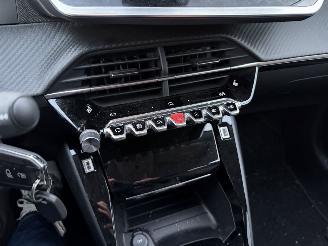 Peugeot 208 1.2 -74 Kw Allure picture 29