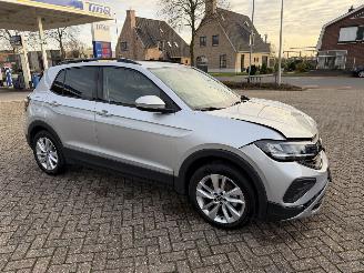 Vaurioauto  passenger cars Volkswagen T-Cross 1.0 - 85 Kw DSG 2024/3