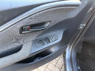 Toyota C-HR 1.8 Hybride picture 26