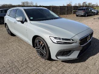 Damaged car Volvo V-60 2.0 T6  Plug-in AWD 2024/10