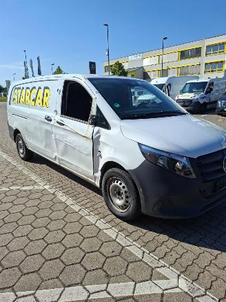 Coche accidentado Mercedes Vito 116 CDi  Lang 2024/10