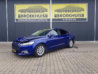 uszkodzony samochody osobowe Ford Mondeo 1.5 TDCi Titanium 2016/8