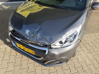 Peugeot 208 1.2 PureTech Blue Lion picture 9