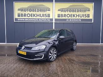 Vaurioauto  passenger cars Volkswagen Golf 1.4 TSI GTE 2015/7