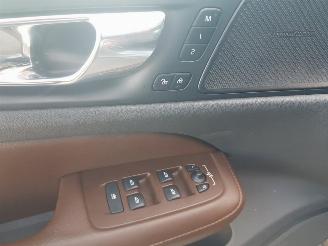 Volvo V-60 2.0 T6 Twin Engine AWD Inscription picture 20