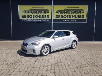 damaged passenger cars Lexus Ct 200h Luxury Line 2012/1