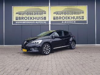 Damaged car Renault Clio 1.0 TCe Zen 2022/11