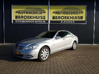 damaged passenger cars Mercedes S-klasse 400 HYBRID Lang Prestige Plus 2010/10