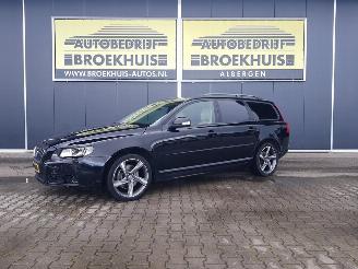 Auto incidentate Volvo V-70 2.4 D5 Momentum 2008/4
