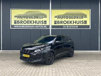 damaged passenger cars Peugeot 3008 1.2 PureTech GT Pack Business 2023/1