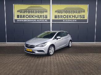 škoda osobní automobily Opel Astra 1.0 Edition 2016/2