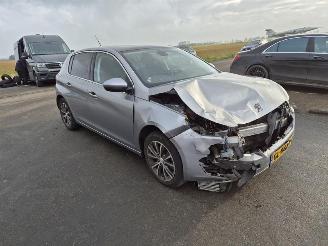 Peugeot 308 1.2 12v picture 4