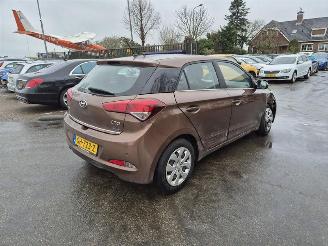 Damaged car Hyundai I-20 1.2 i 2015/6