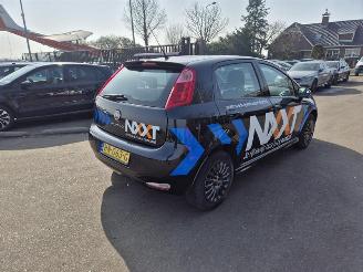Voiture accidenté Fiat Punto 1.3 JTD 2015/11