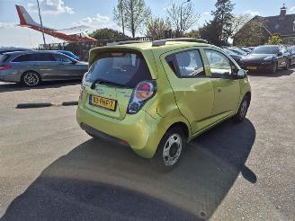 Damaged car Chevrolet Spark 1.0 16v 2011/1