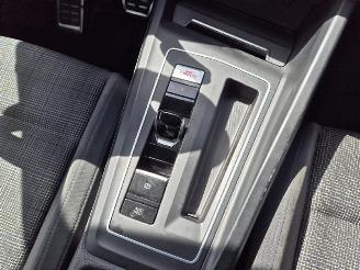 Volkswagen Golf GTE picture 8