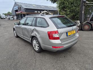 Skoda Octavia Combi 1.2 TSi picture 2