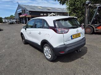Opel Crossland X 1.2 Turbo picture 2