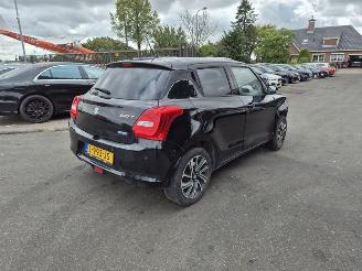 Schadeauto Suzuki Swift 1.2 Hybrid 2021/6