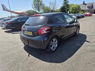 škoda osobní automobily Peugeot 208 1.2 Vti 2014/1