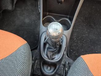 Toyota Aygo 1.0 12v picture 10