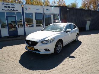 Vaurioauto  passenger cars Mazda 6 Sportbreak 2.2D Skylease 2015/5