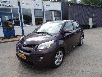 uszkodzony samochody osobowe Toyota Urban Cruiser 1.3VVT-i Comfort 2009/10