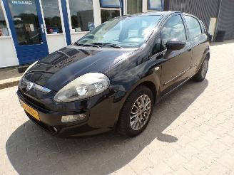 krockskadad bil auto Fiat Punto Evo 1.3 M-Jet Mylife 2012/3