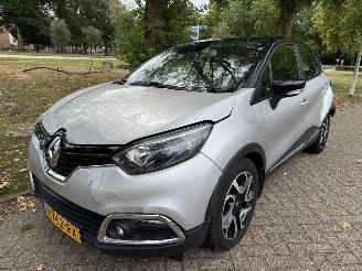 uszkodzony samochody osobowe Renault Captur  2014/1