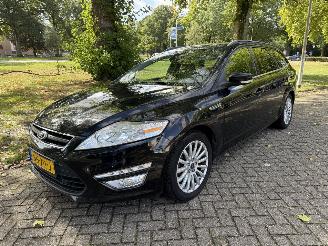 Damaged car Ford Mondeo  2014/1