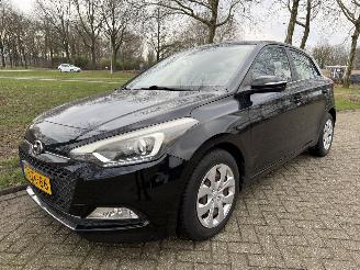 krockskadad bil auto Hyundai I-20  2015/1