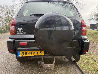 Toyota Rav-4  picture 9