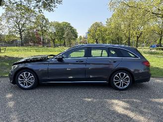 Mercedes C-klasse 350 e picture 4