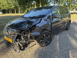 Damaged car Toyota Verso 1.6 2018/1