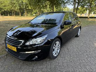 skadebil auto Peugeot 308  2015/1
